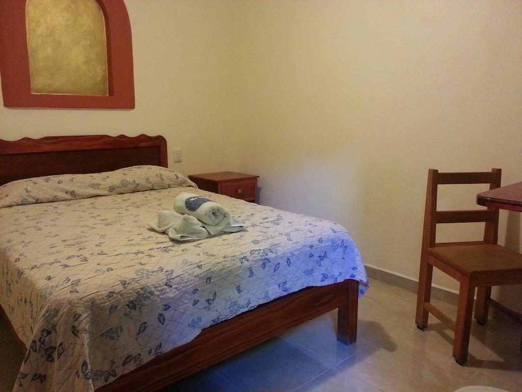 Hotel Casa Arnel Oaxaca Стая снимка