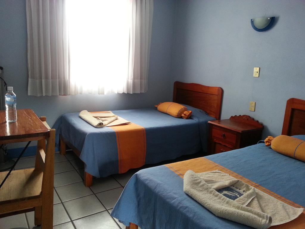Hotel Casa Arnel Oaxaca Стая снимка