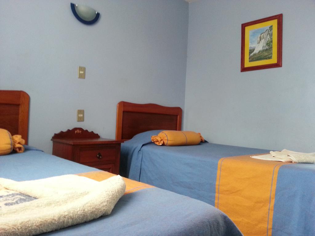 Hotel Casa Arnel Oaxaca Стая снимка